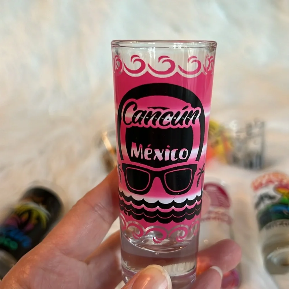 Set of 8 Shot Glasses NEW YORK, MEXICO, HOUSTON TEXAS, REPUBLICA DOMINICANA